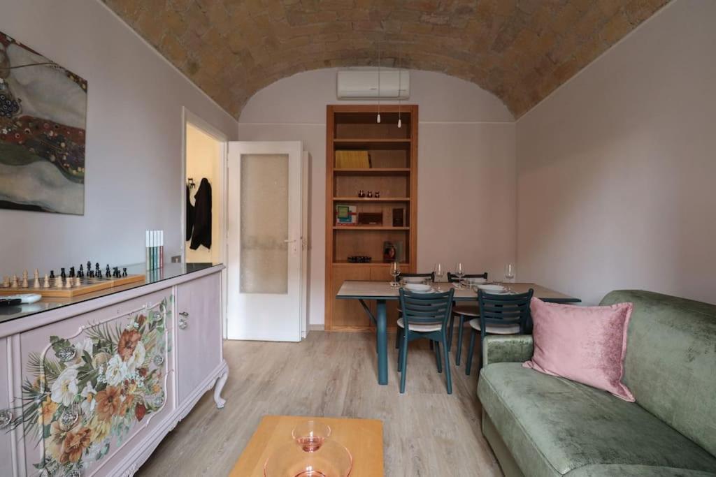 Termini Treasure - Elegant Retreat Apartment Roma Ngoại thất bức ảnh