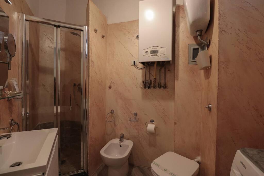 Termini Treasure - Elegant Retreat Apartment Roma Ngoại thất bức ảnh